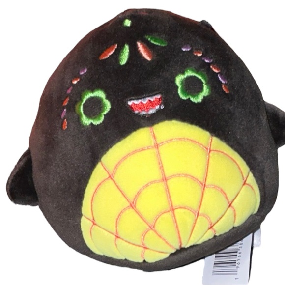 DotD Halloween 2023 5” Oceana the Shark Squishmallows Plush - Picture 3 of 8